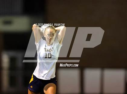 Thumbnail 3 in Bishop Ludden vs Altmar-Parish-Williamstown photogallery.
