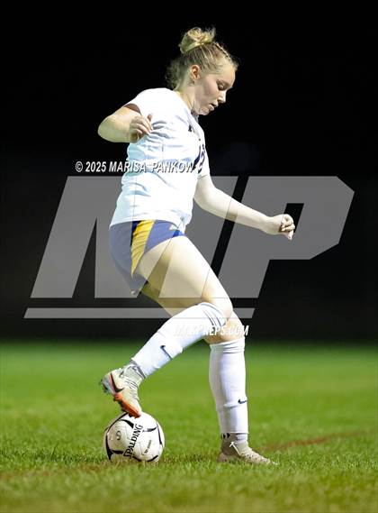 Thumbnail 1 in Bishop Ludden vs Altmar-Parish-Williamstown photogallery.