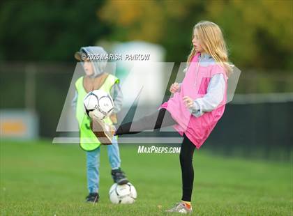 Thumbnail 2 in Bishop Ludden vs Altmar-Parish-Williamstown photogallery.