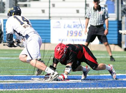 Thumbnail 3 in Shoreham-Wading River vs Friends Academy  (NYSPHSAA Class C Regional Final) photogallery.