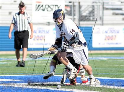 Thumbnail 2 in Shoreham-Wading River vs Friends Academy  (NYSPHSAA Class C Regional Final) photogallery.