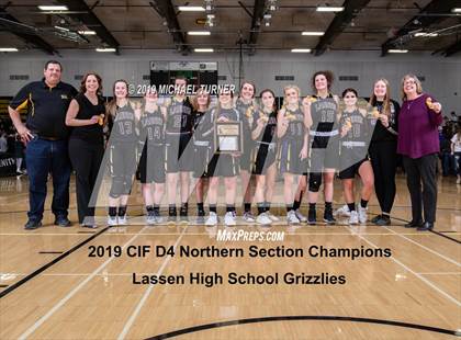 Thumbnail 2 in Willows vs. Lassen (NSCIF D4 Final) photogallery.