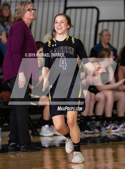 Thumbnail 3 in Willows vs. Lassen (NSCIF D4 Final) photogallery.