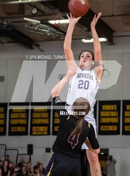 Thumbnail 1 in Willows vs. Lassen (NSCIF D4 Final) photogallery.