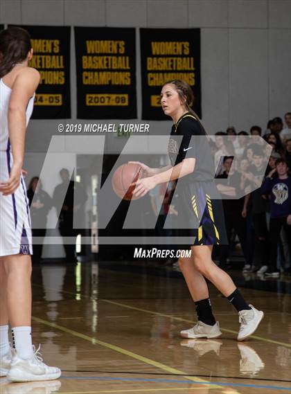 Thumbnail 2 in Willows vs. Lassen (NSCIF D4 Final) photogallery.