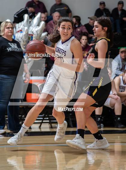 Thumbnail 2 in Willows vs. Lassen (NSCIF D4 Final) photogallery.