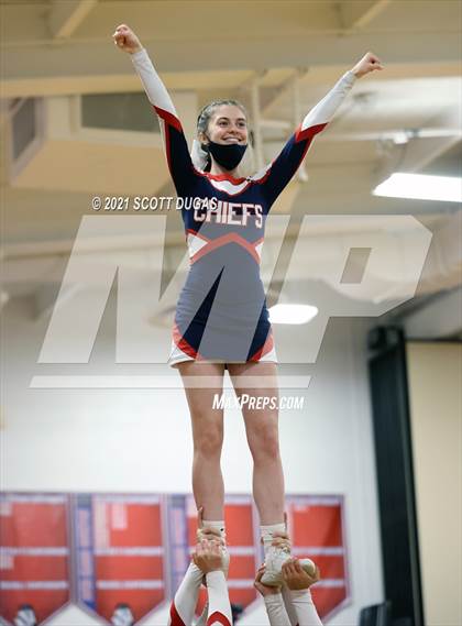 Thumbnail 2 in Iroquois vs. St. Mary's photogallery.