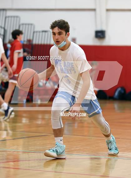 Thumbnail 1 in Iroquois vs. St. Mary's photogallery.
