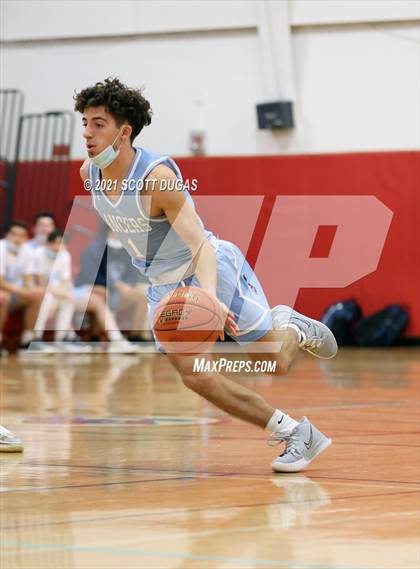 Thumbnail 1 in Iroquois vs. St. Mary's photogallery.