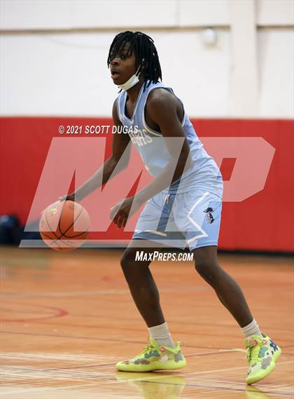 Thumbnail 3 in Iroquois vs. St. Mary's photogallery.