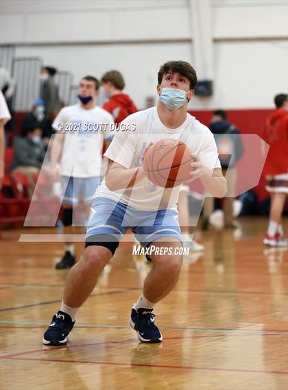 Thumbnail 3 in Iroquois vs. St. Mary's photogallery.