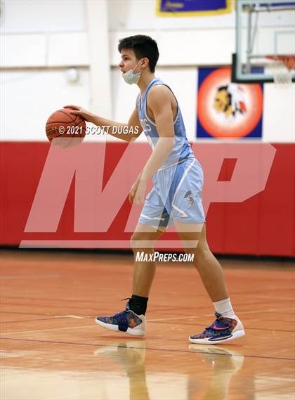 Thumbnail 1 in Iroquois vs. St. Mary's photogallery.