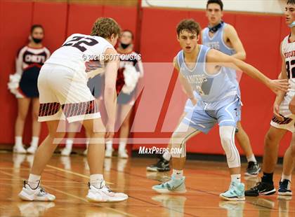 Thumbnail 3 in Iroquois vs. St. Mary's photogallery.