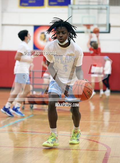 Thumbnail 1 in Iroquois vs. St. Mary's photogallery.