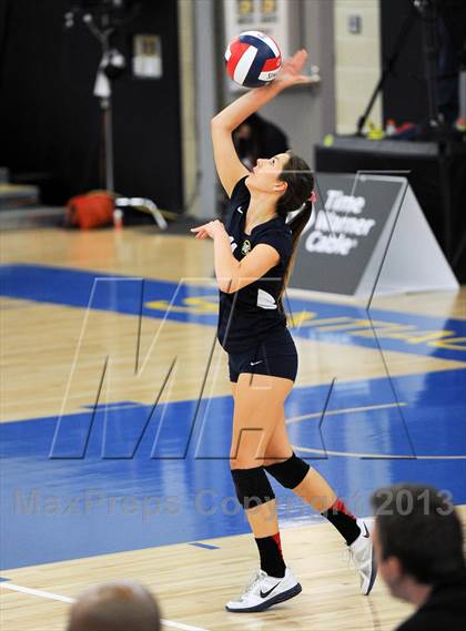 Thumbnail 1 in Parker vs. Menlo (CIF State D4 Final) photogallery.