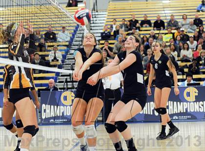 Thumbnail 1 in Parker vs. Menlo (CIF State D4 Final) photogallery.