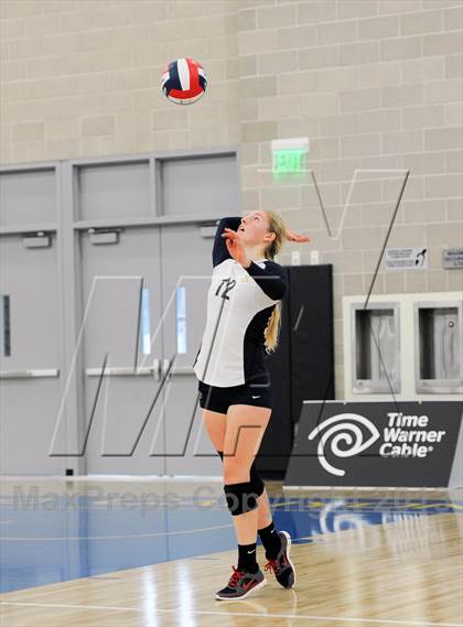 Thumbnail 2 in Parker vs. Menlo (CIF State D4 Final) photogallery.