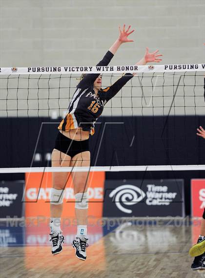 Thumbnail 2 in Parker vs. Menlo (CIF State D4 Final) photogallery.