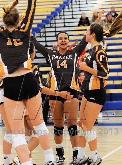 Thumbnail 3 in Parker vs. Menlo (CIF State D4 Final) photogallery.