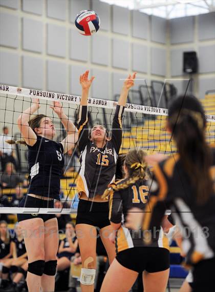 Thumbnail 3 in Parker vs. Menlo (CIF State D4 Final) photogallery.