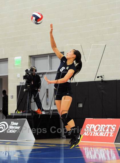 Thumbnail 2 in Parker vs. Menlo (CIF State D4 Final) photogallery.