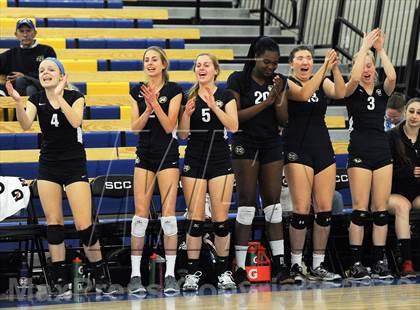 Thumbnail 3 in Parker vs. Menlo (CIF State D4 Final) photogallery.
