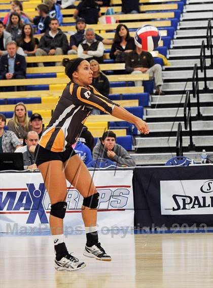 Thumbnail 3 in Parker vs. Menlo (CIF State D4 Final) photogallery.