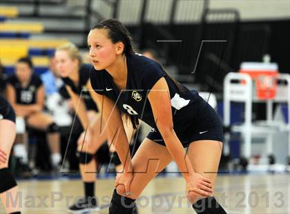 Thumbnail 3 in Parker vs. Menlo (CIF State D4 Final) photogallery.