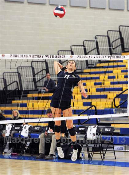 Thumbnail 3 in Parker vs. Menlo (CIF State D4 Final) photogallery.