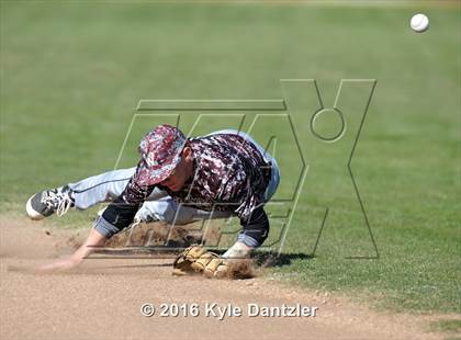 Thumbnail 1 in Whitesboro vs Paradise (Pottsboro Varsity Tournament) photogallery.