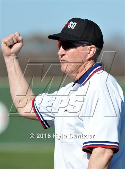 Thumbnail 3 in Whitesboro vs Paradise (Pottsboro Varsity Tournament) photogallery.