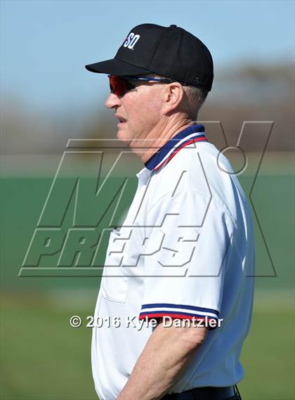 Thumbnail 3 in Whitesboro vs Paradise (Pottsboro Varsity Tournament) photogallery.