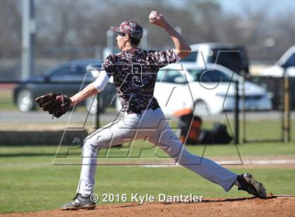 Thumbnail 2 in Whitesboro vs Paradise (Pottsboro Varsity Tournament) photogallery.