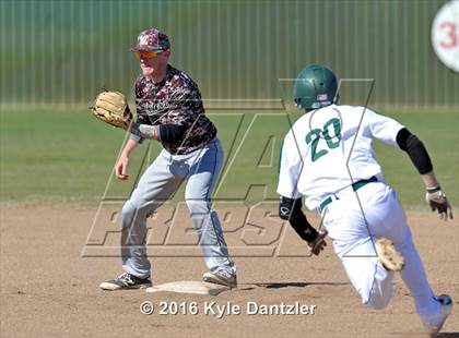 Thumbnail 2 in Whitesboro vs Paradise (Pottsboro Varsity Tournament) photogallery.