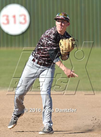 Thumbnail 3 in Whitesboro vs Paradise (Pottsboro Varsity Tournament) photogallery.