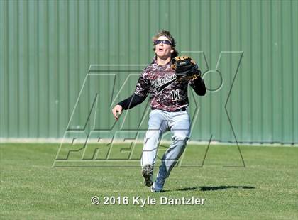 Thumbnail 2 in Whitesboro vs Paradise (Pottsboro Varsity Tournament) photogallery.