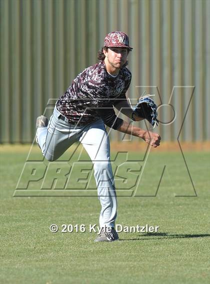 Thumbnail 3 in Whitesboro vs Paradise (Pottsboro Varsity Tournament) photogallery.