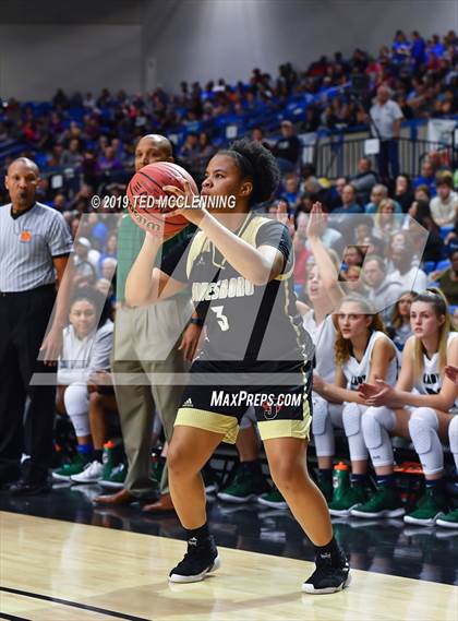Thumbnail 2 in Little Rock Christian Academy vs Jonesboro (AAA 5A Final) photogallery.