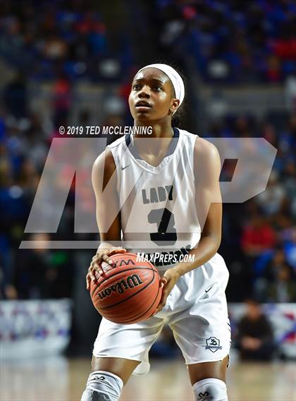 Thumbnail 1 in Little Rock Christian Academy vs Jonesboro (AAA 5A Final) photogallery.