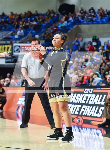 Thumbnail 3 in Little Rock Christian Academy vs Jonesboro (AAA 5A Final) photogallery.