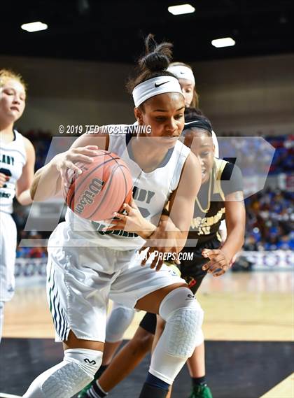Thumbnail 1 in Little Rock Christian Academy vs Jonesboro (AAA 5A Final) photogallery.