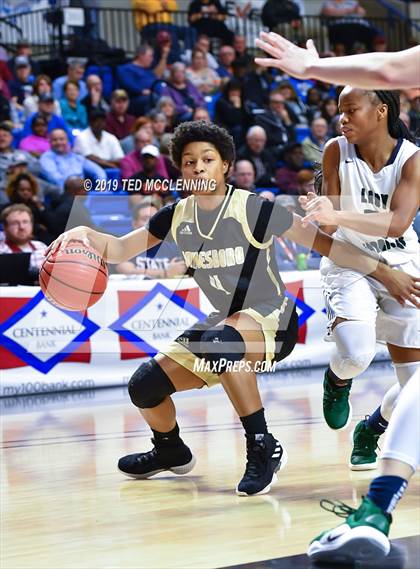 Thumbnail 1 in Little Rock Christian Academy vs Jonesboro (AAA 5A Final) photogallery.