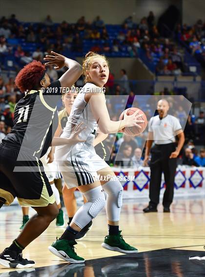 Thumbnail 2 in Little Rock Christian Academy vs Jonesboro (AAA 5A Final) photogallery.
