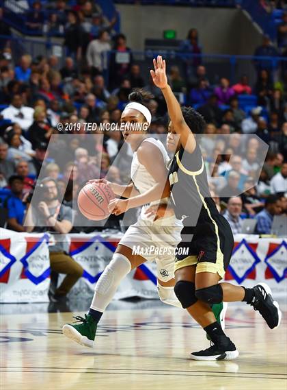 Thumbnail 3 in Little Rock Christian Academy vs Jonesboro (AAA 5A Final) photogallery.