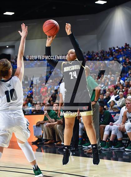 Thumbnail 3 in Little Rock Christian Academy vs Jonesboro (AAA 5A Final) photogallery.