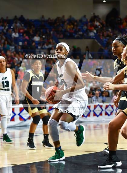 Thumbnail 2 in Little Rock Christian Academy vs Jonesboro (AAA 5A Final) photogallery.