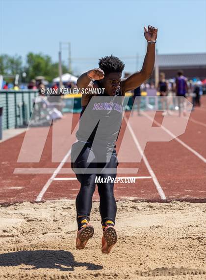 Thumbnail 3 in OSSAA 3A/4A OBU-Shawnee Regional (Field Events) photogallery.