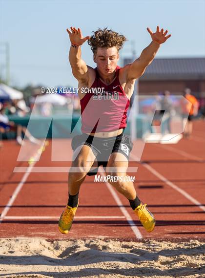 Thumbnail 1 in OSSAA 3A/4A OBU-Shawnee Regional (Field Events) photogallery.