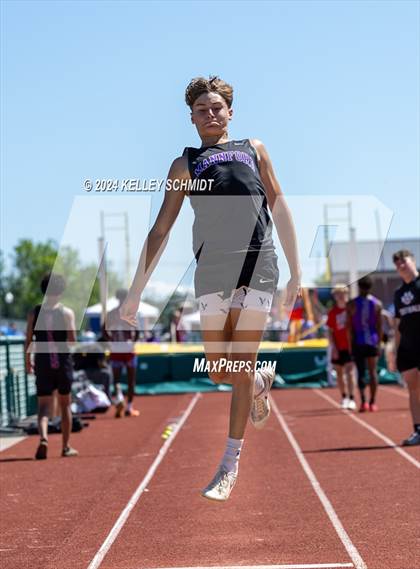 Thumbnail 1 in OSSAA 3A/4A OBU-Shawnee Regional (Field Events) photogallery.