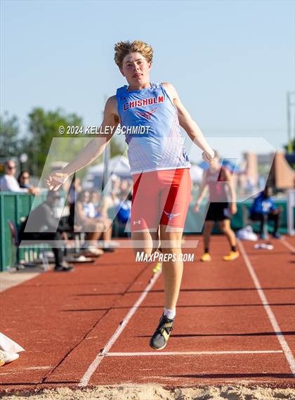 Thumbnail 2 in OSSAA 3A/4A OBU-Shawnee Regional (Field Events) photogallery.